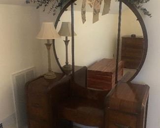 1930’s mahogany dresser 