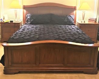 King Size Wooden Head and Foot Board 2 End Tables