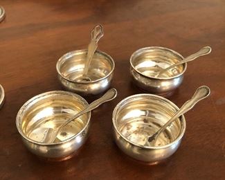 4 sterling salts and spoons