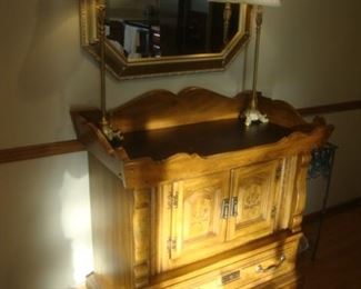 Dry sink with buffet lamps