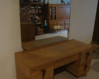 1950's vanity with mirror