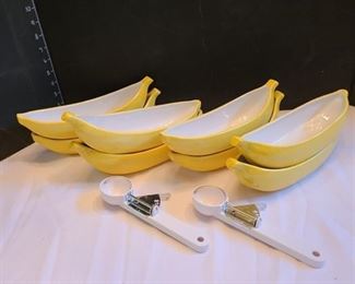 Eight Banana Split Bowls and Two Ice Cream Scoops
