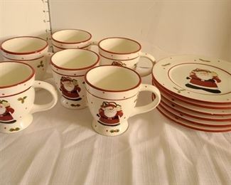 Harry and David Holiday Plates and Mugs, 6 Each