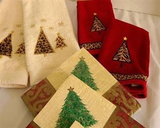 Holiday towels and napkins