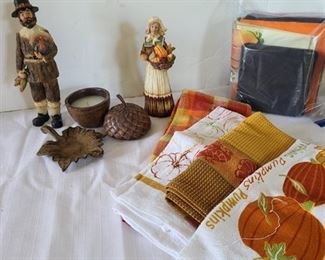 Autumn Decor, Towels, Paper Napkins. Pilgrim's head needs glued