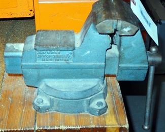 Wilton 4" Bench Vise, Opens To 6.5"