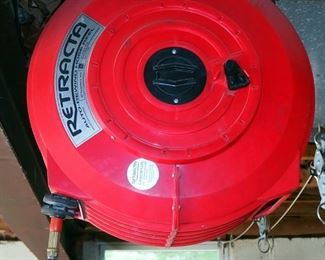 Retracta Auto Rewind Hose Reel, Unknown Length, 250 Max PSI