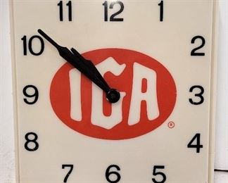 6x - Vintage IGA clock 16 x 16
