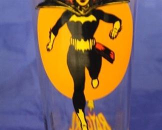 72 - 1976 Pepsi Super Series Batgirl glass 6 1/4" tall
