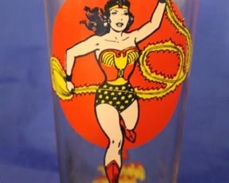 73 - 1976 Pepsi Super Series Wonder Woman glass 6 1/4" tall
