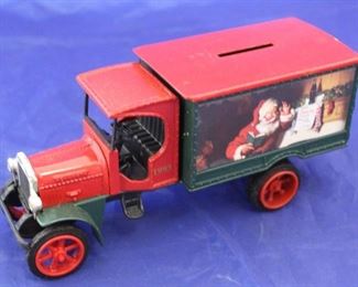 112 - Coca-Cola Ertl Kenworth Delivery Truck Bank
