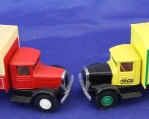 121 - Lot of 2 Coca-Cola Hartoy Delivery Trucks
