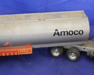173 - Ertl Amoco semi-truck
