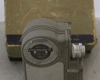 459 - Cinemaster II 8mm film black/white camera with box
