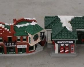 508 - 4 Coca - Cola buildings ornaments

