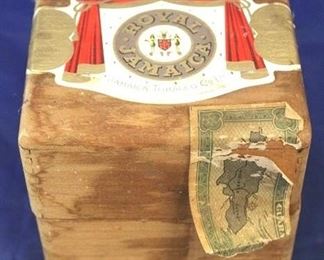 700 - Royal Jamaica Cigars w/ wood box
