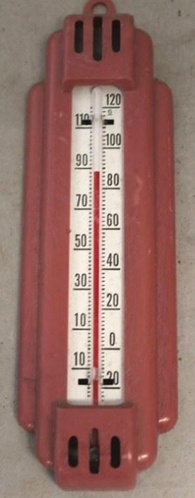 712 - Vintage thermometer 7" tall
