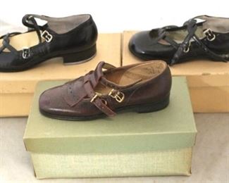 740 - 3 Vintage children's shoe samples w/ boxes
