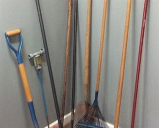 LANDSCAPING TOOLS