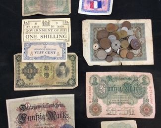 FOREIGN COINS/CURRENCY