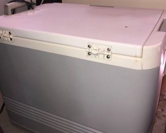 Igloo Koolmate Electric Cooler