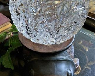 Rose bowl with fish stand