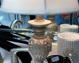 Pearled eyeglass holder