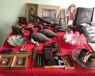 Big Bang Cannons, Decoy's, Majolica, Antique Judd Cast Iron & Brass Expandable Bulldog Book Rack, Black Americana Inkwell, Daguerreotypes