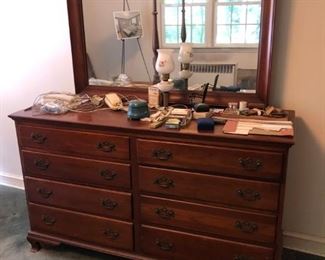Dresser w/ Mirror