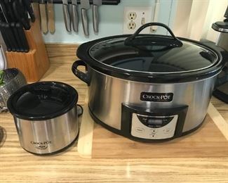 Large crock pot $20, Small $10