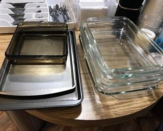 Baking and casserole dishes $2 - $6