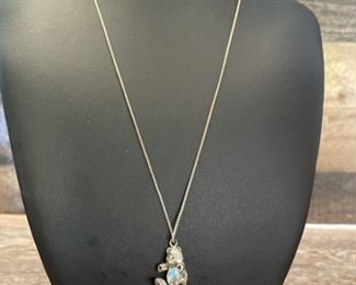 925 Silver Teddy Bear Necklace weighs 6.33 grams