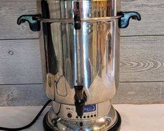 Delonghi Ultimate Coffee Urn, 20-60 cups