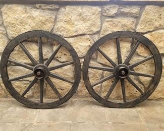 Western Decor (2) Wagon Wheel
About a 28in diameter