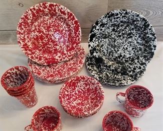 Speckled Dinnerware Set includes:
(4) Black plates, (6) Red plates, (4) Red bowls, (3) Red mugs and (4) Red cups