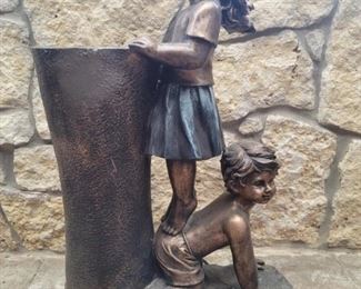 Brass Tone Water Fountain w Boy & Girl
Tested and working
3 feet tall