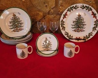 Spode Holiday Dinnerware & Dishes, as pictured 