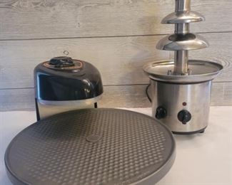 Pizza Oven & Chocolate Fountain, Both working
