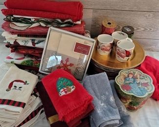 Holiday Hand Towels, Chargers, Cloths, & Cups