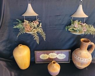 (5) Country Chic-3 Vases, 2 Faux Hanging, 1Sign