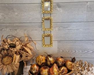 Gold Tone Decor w Mother of Pearl Trimmed WoodBow