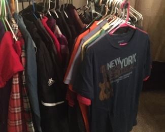 Clothes here are upper end, clean and in great condition.