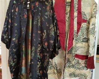 Kimonos & Smoking jacket