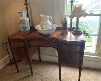Vanity, Pitcher and Wash Basin, Large Vase