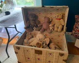 Antique Trunk, Teddy Bear Collection