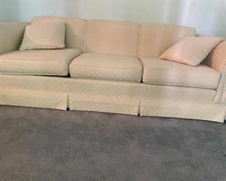 KARPEN SOFA AND LOVE SEAT IN NICE NEUTRAL TONES 