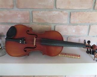 Antonios Stradivarius Cremonenfis Faciebat Anno 17 Violin 