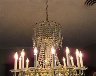 Lighted Chandelier 