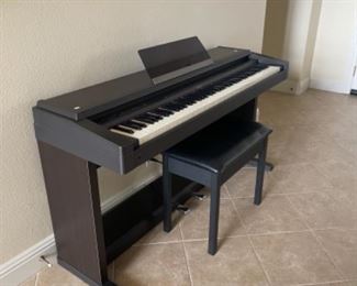 ROLAND Digital Piano HP-1000S