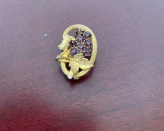 Grape Pin